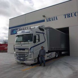 Araia Truck Center camiones de trabajo 6